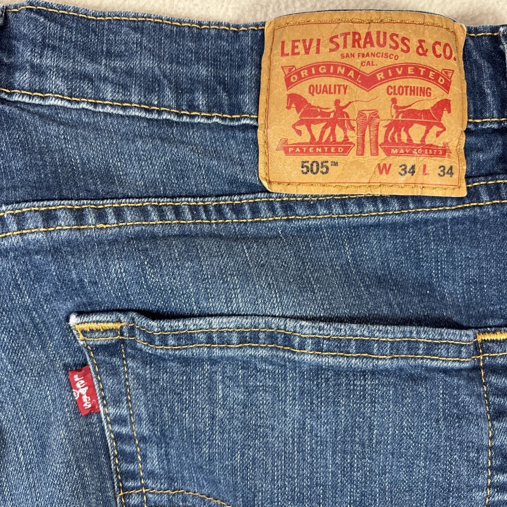 Levi's Men's Jeans 505 Regular Straight Blue Size 34x34 Zip Faded Whiskering - Picture 5 of 9